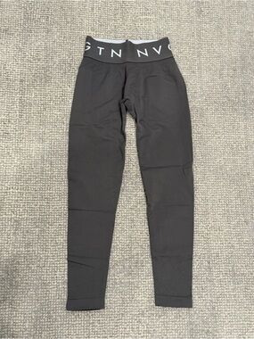 NVGTN High-Rise Leggings